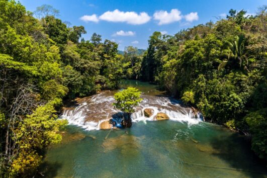 Expedición Total Verapaces: 5 Días de Naturaleza y Aventura